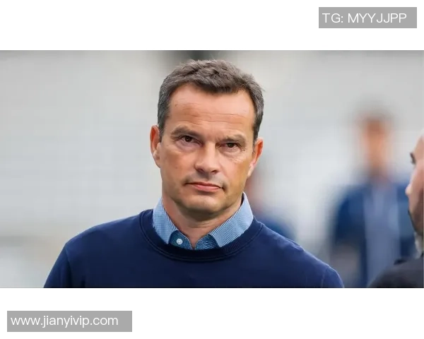 梅斯后卫库奥因不满主教练拒绝参加法甲热身赛引发关注 梅斯后卫库奥因不满主教练拒绝参加法甲热身赛引发关注